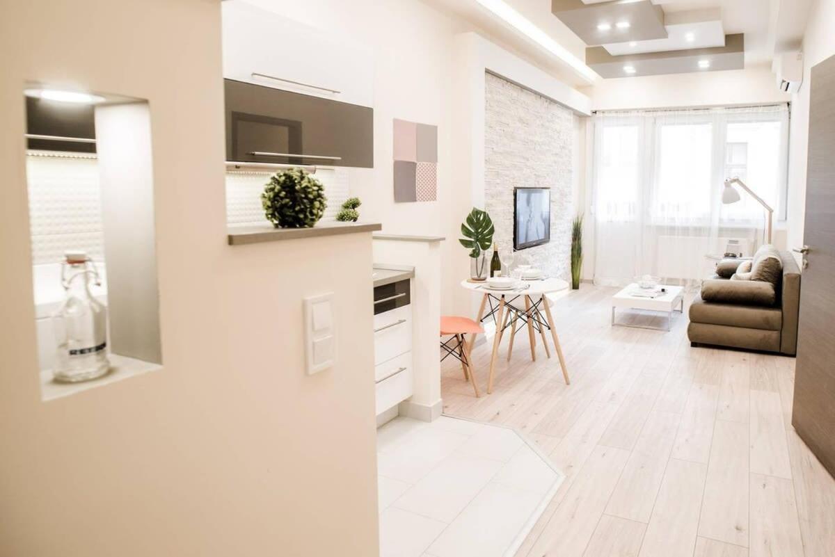 New Luxury Apartment In The Center With A/C Budapesta Exterior foto