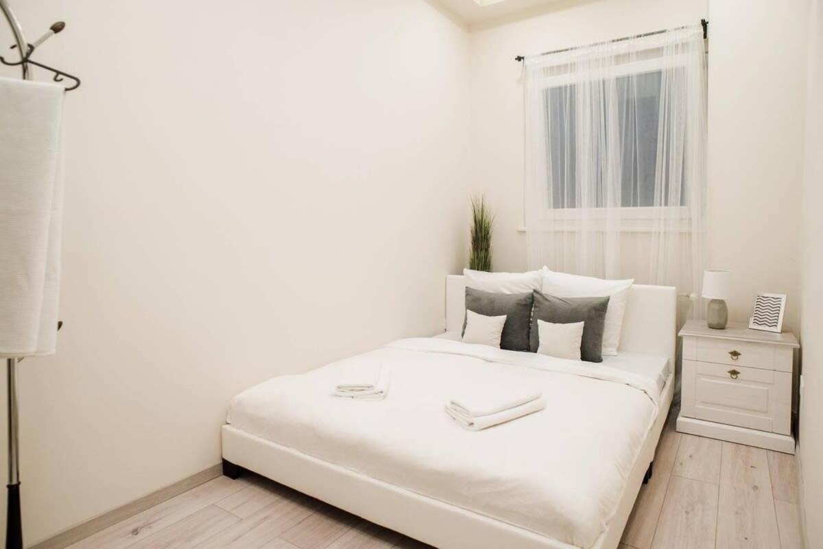 New Luxury Apartment In The Center With A/C Budapesta Exterior foto